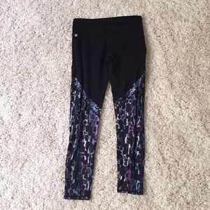 Fabletics mesh panel workout legging